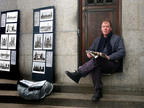 Picture seller, London