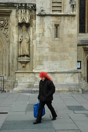 Red, Bath