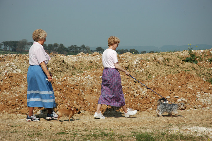 Strolling, Poundbury