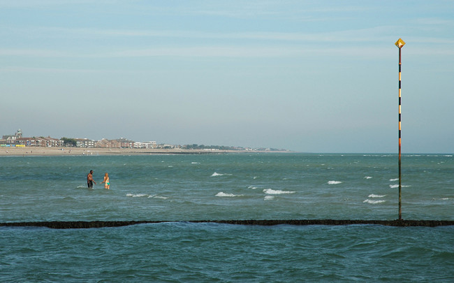 Encounter, Littlehampton